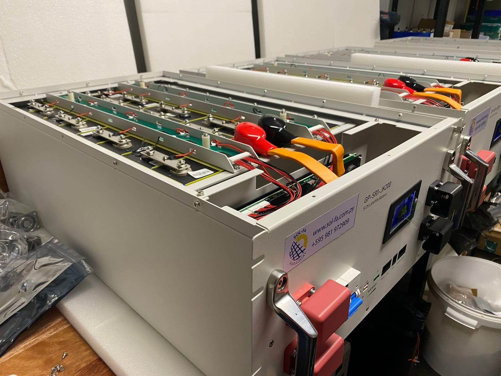 8 kWh off-grid cabin battery system in Paraguarí