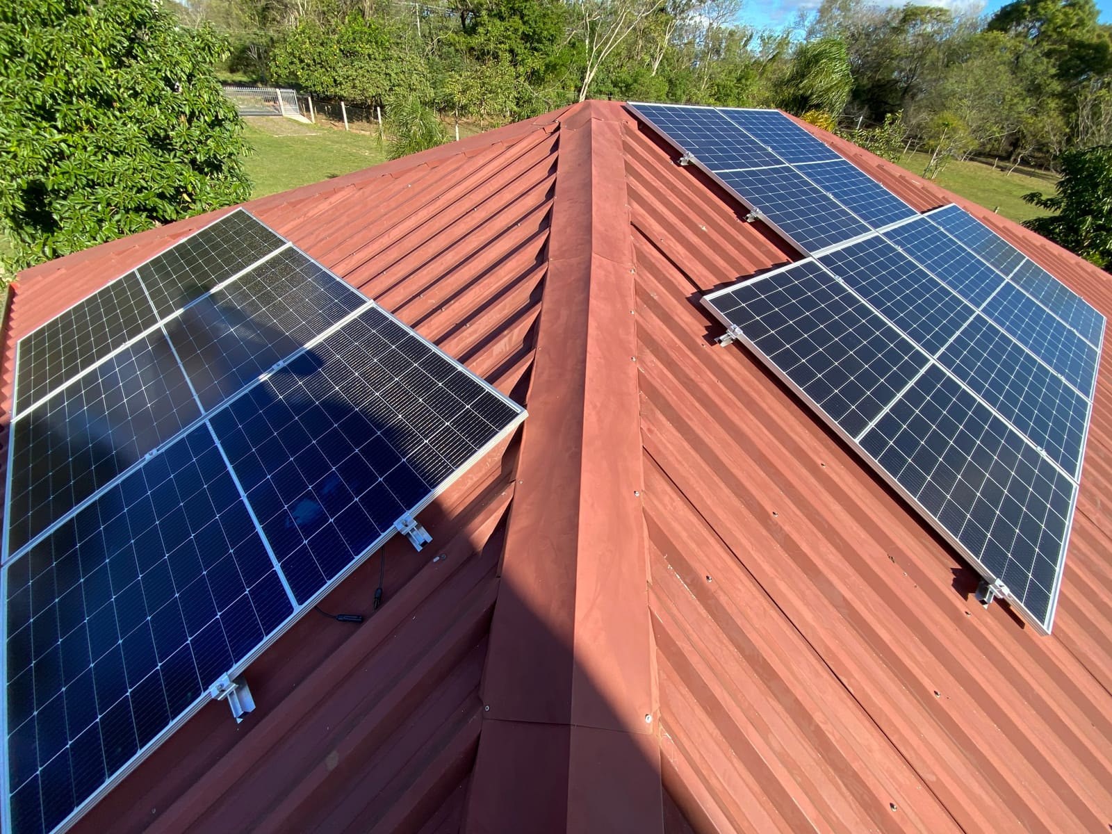 9 kWp residential solar installation in San Bernardino