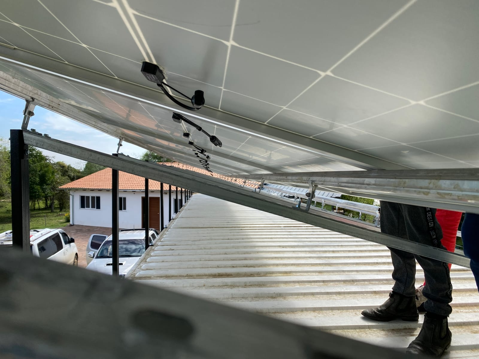 38 kWp commercial solar installation in Carapeguá