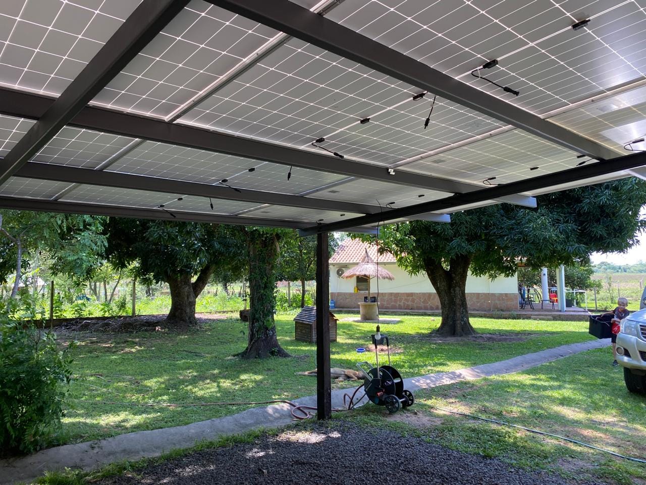 10 kWp residential solar installation in Hernandarias